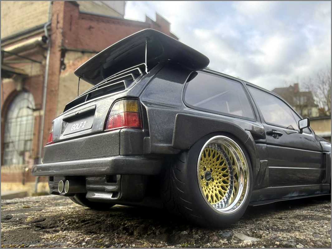 1:18 VW Golf 2 GTI R32 Khyzyl Saleem Breitbau - NEU inkl. OVP